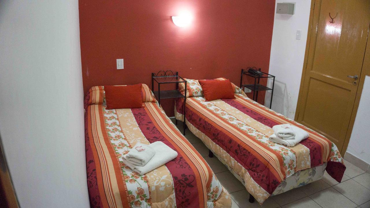 Inn Amigos De La Linda 2*